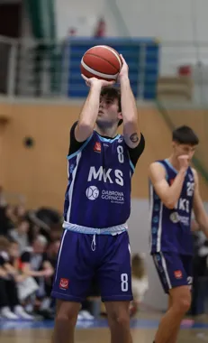 Akademicy z Krakowa rozbili rezerwy MKS – dominacja przy tablicach przesądziła o wyniku